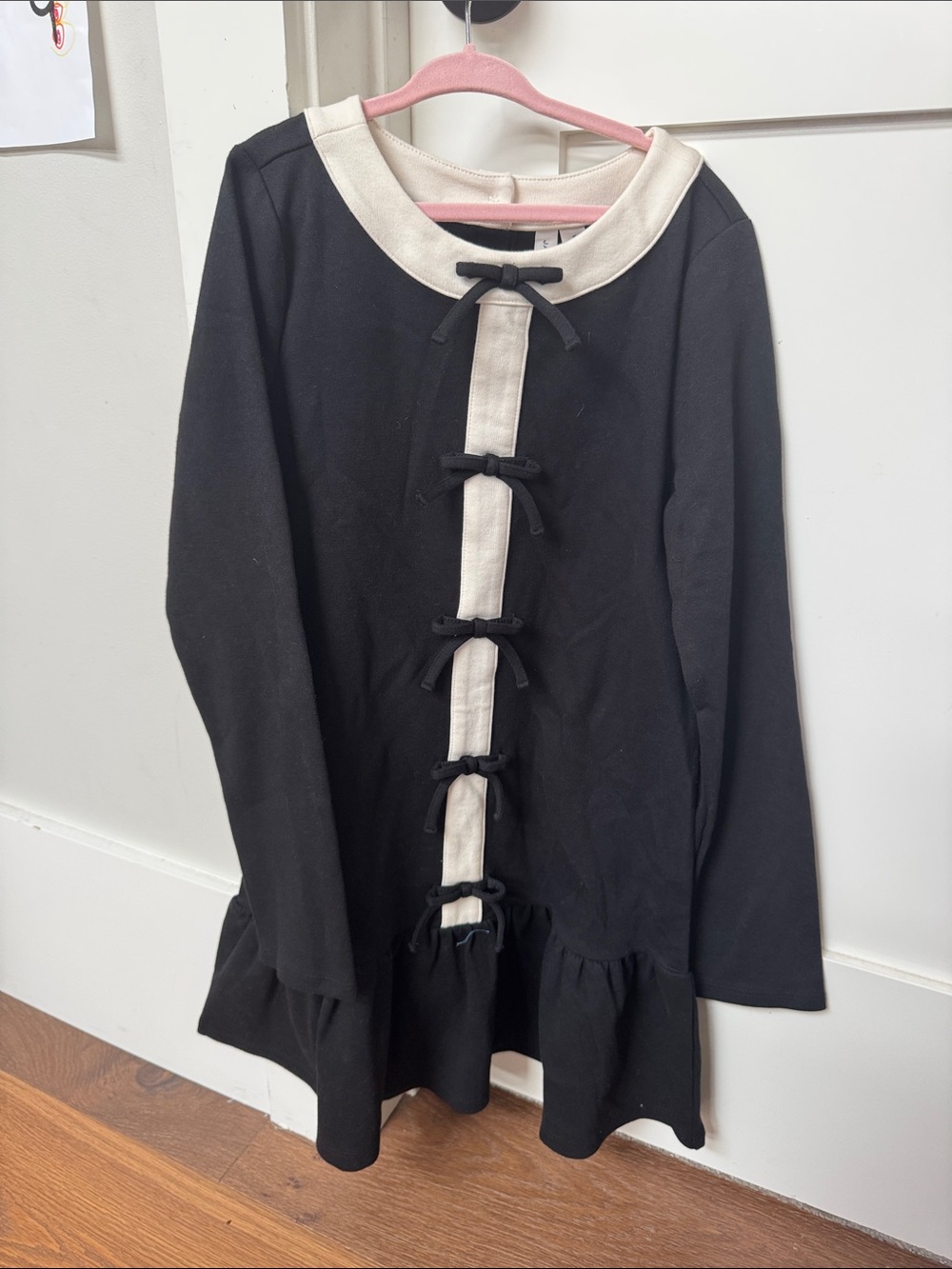 Janie and Jack Black Long-Sleeve Top with Cream Trim & Bows